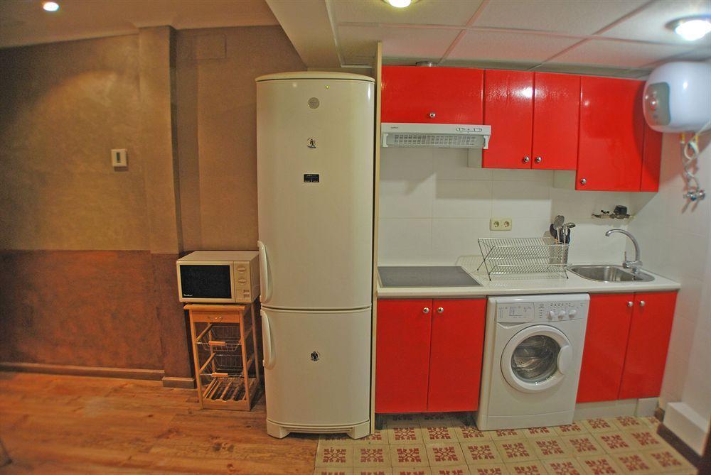 Apartamentos Aqui Me Quedo Мадрид Экстерьер фото