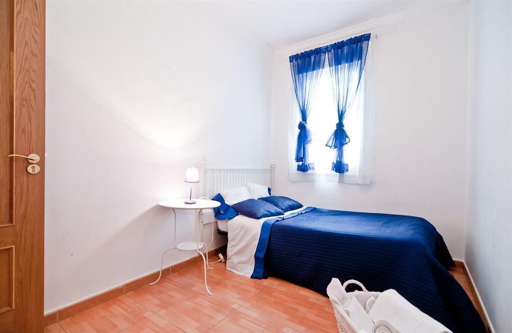 Apartamentos Aqui Me Quedo Мадрид Экстерьер фото