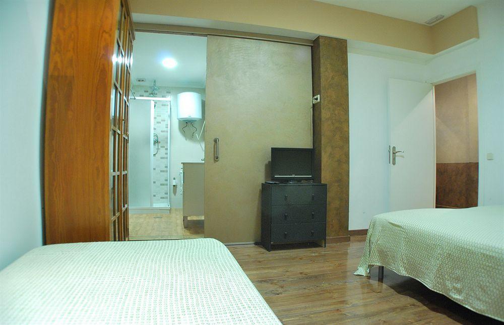 Apartamentos Aqui Me Quedo Мадрид Экстерьер фото