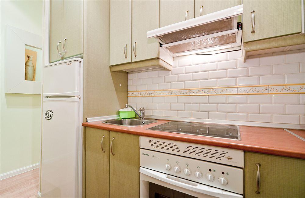 Apartamentos Aqui Me Quedo Мадрид Экстерьер фото