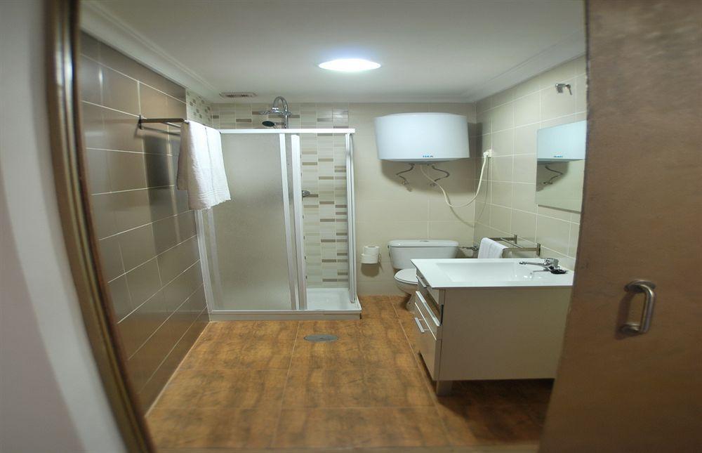Apartamentos Aqui Me Quedo Мадрид Экстерьер фото